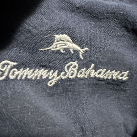 Tommy Bahama Men’s Button Up Shirt XL 100% Silk Textured - Picture 4 of 5